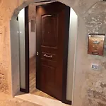 Sant\'Onofrio Apartment