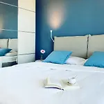 La Flor De La Mar