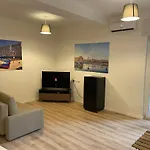 Moderno Home 2