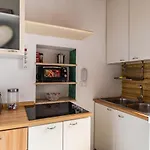 Quintino Apartment
