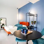 Floris: Modern Studio In The Heart Of City Center