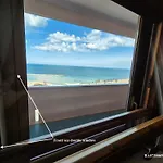 Front Beach Apartment - 3 Bedrooms