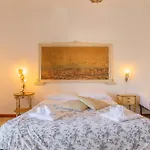 Golden And Silver Apartments By Wonderful Italy