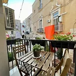 A Casa Di Dora