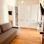 Futura Exclusive Suite 2