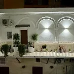 Onny\'S House