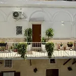 Onny\'S House