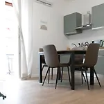 Adelphi Guest House 2