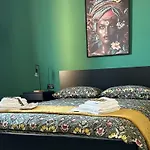 Jungalow Suite