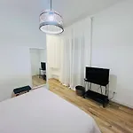 Bellhome 3 - Elegante Appartamento Nel Centro Di Bari
