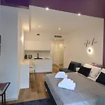 Me Too - Exclusive Apartments