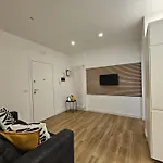 Cris House