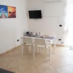 Elly\'S House