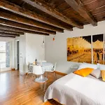 Just Here Apartments - La Mansarda