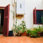 C.B.Guesthouse