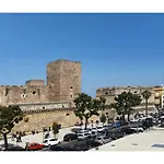 Dimora Castello Bari Vecchia Appartamento 1 Camera 4 Posti