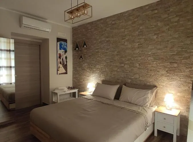 Tizzy Apartment & Rooms