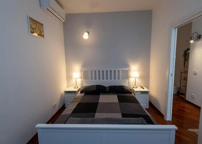 Suite184