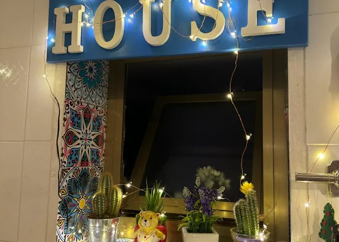 Relax House