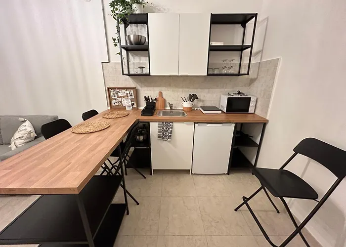 Cri House