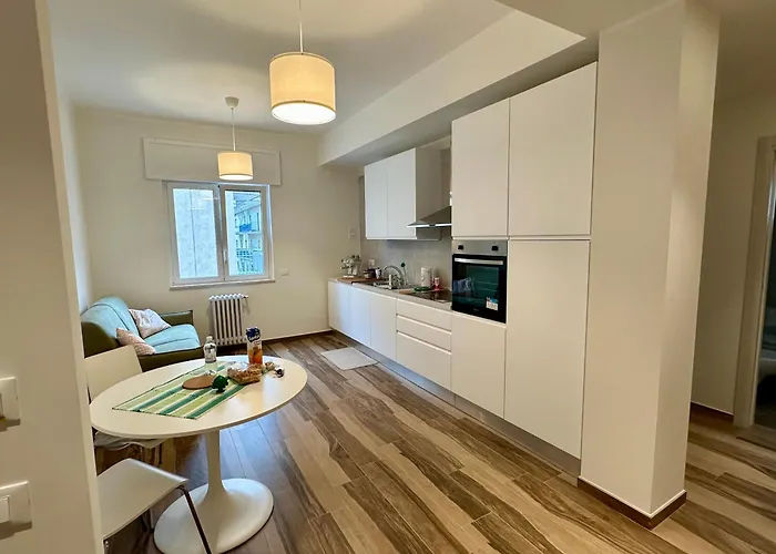 Rainbow Luxury Home Bari - Sea View