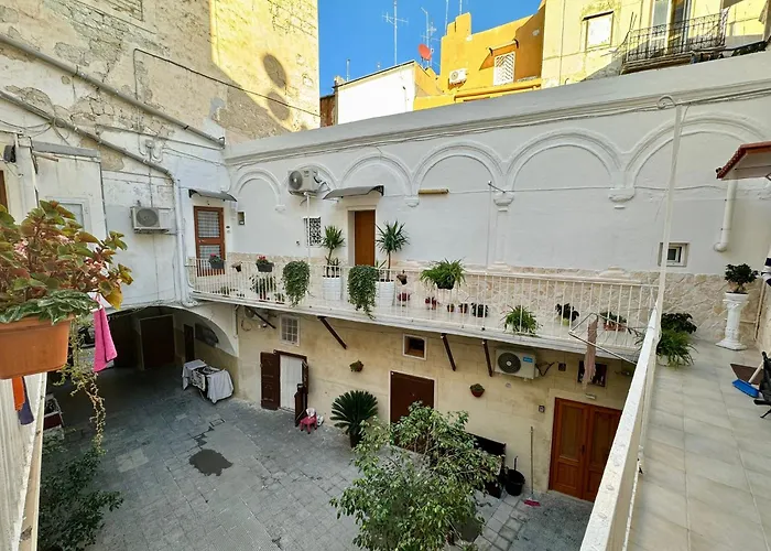 Onny\'S House