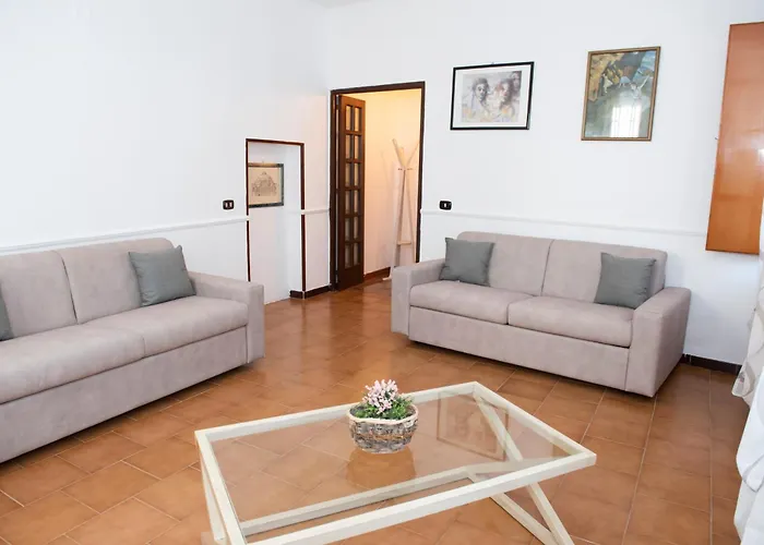 Tonia\'S Mansion