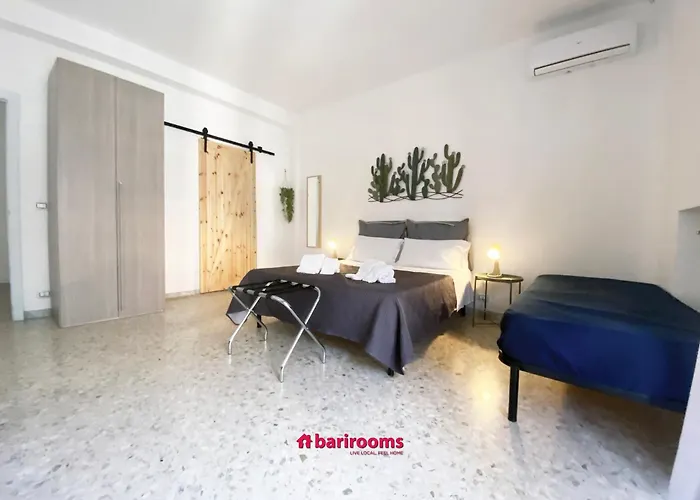 Bari Rooms Central Station