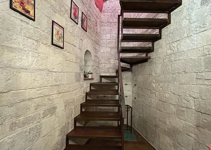 Palazzo Di Citta Bari
