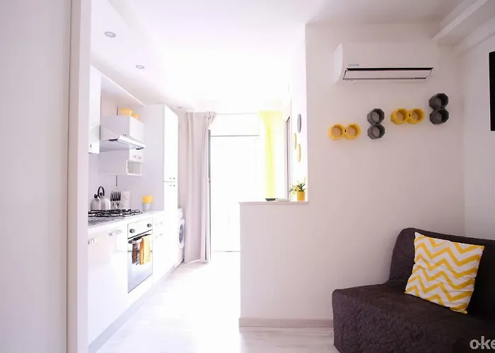 Charme & Chic Studios - Bari Centro