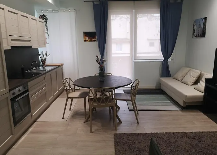 Urban Chic Home