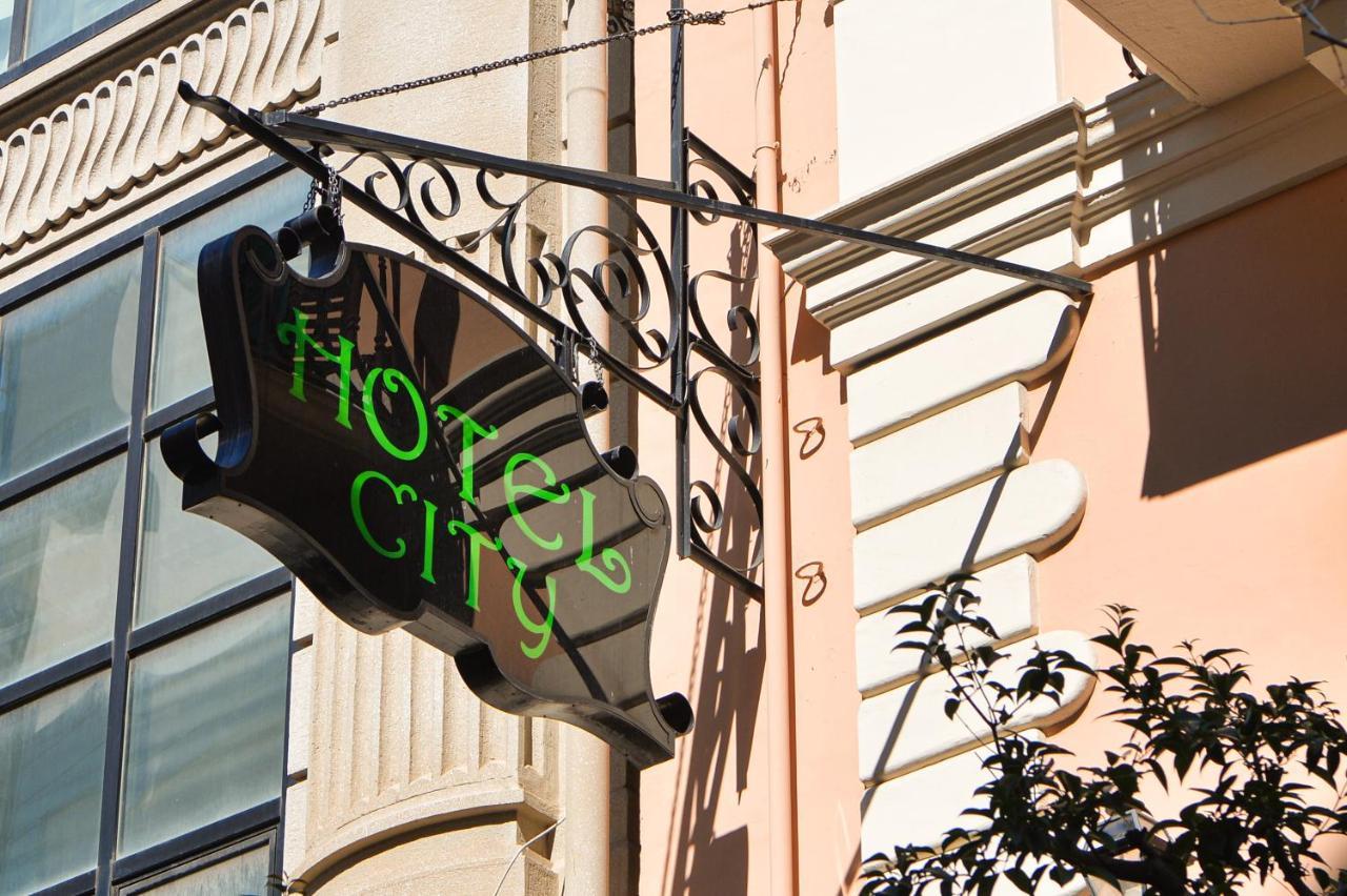 Hotel City Hotel 2*