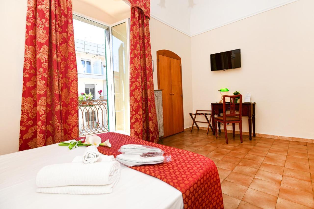 Hotel City Hotel 2*