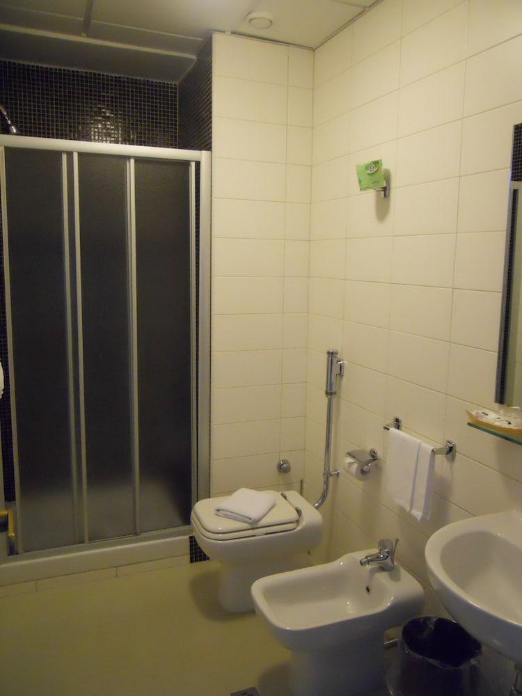 Executive Business Hotel 3*