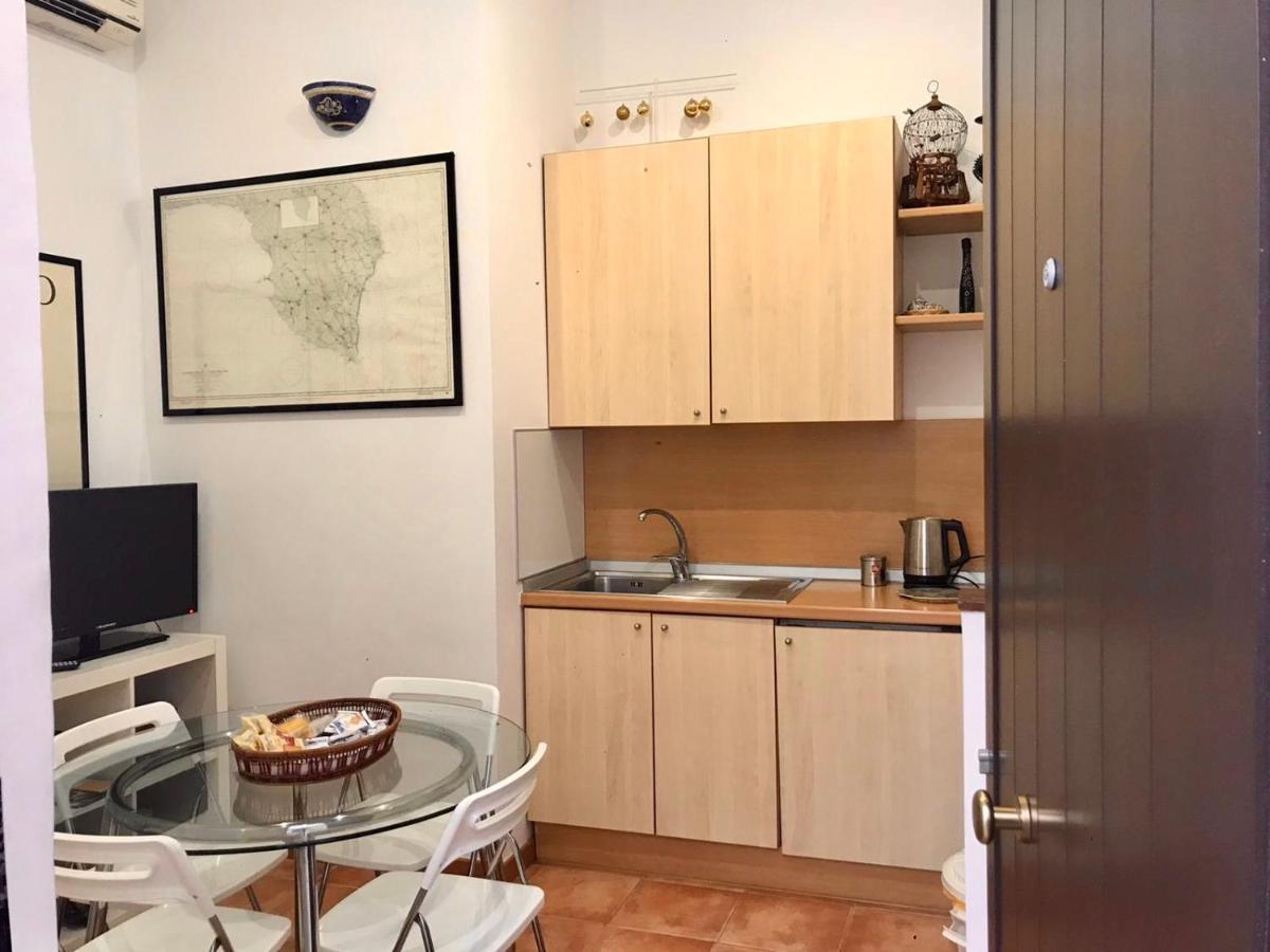 Interno 3