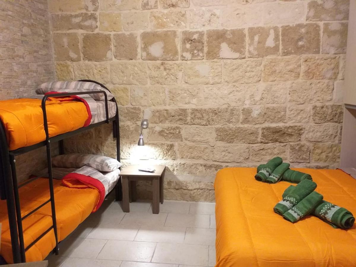 Bed & Breakfast I Marchesi Del Grillo - Vicinanze Stazione, Campus, Policlinico *