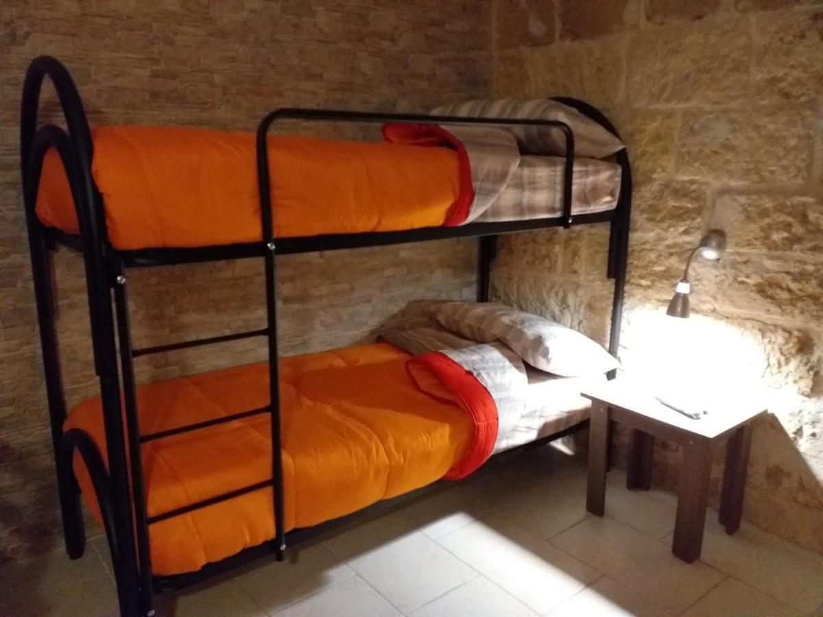 I Marchesi Del Grillo - Vicinanze Stazione, Campus, Policlinico Bed & Breakfast