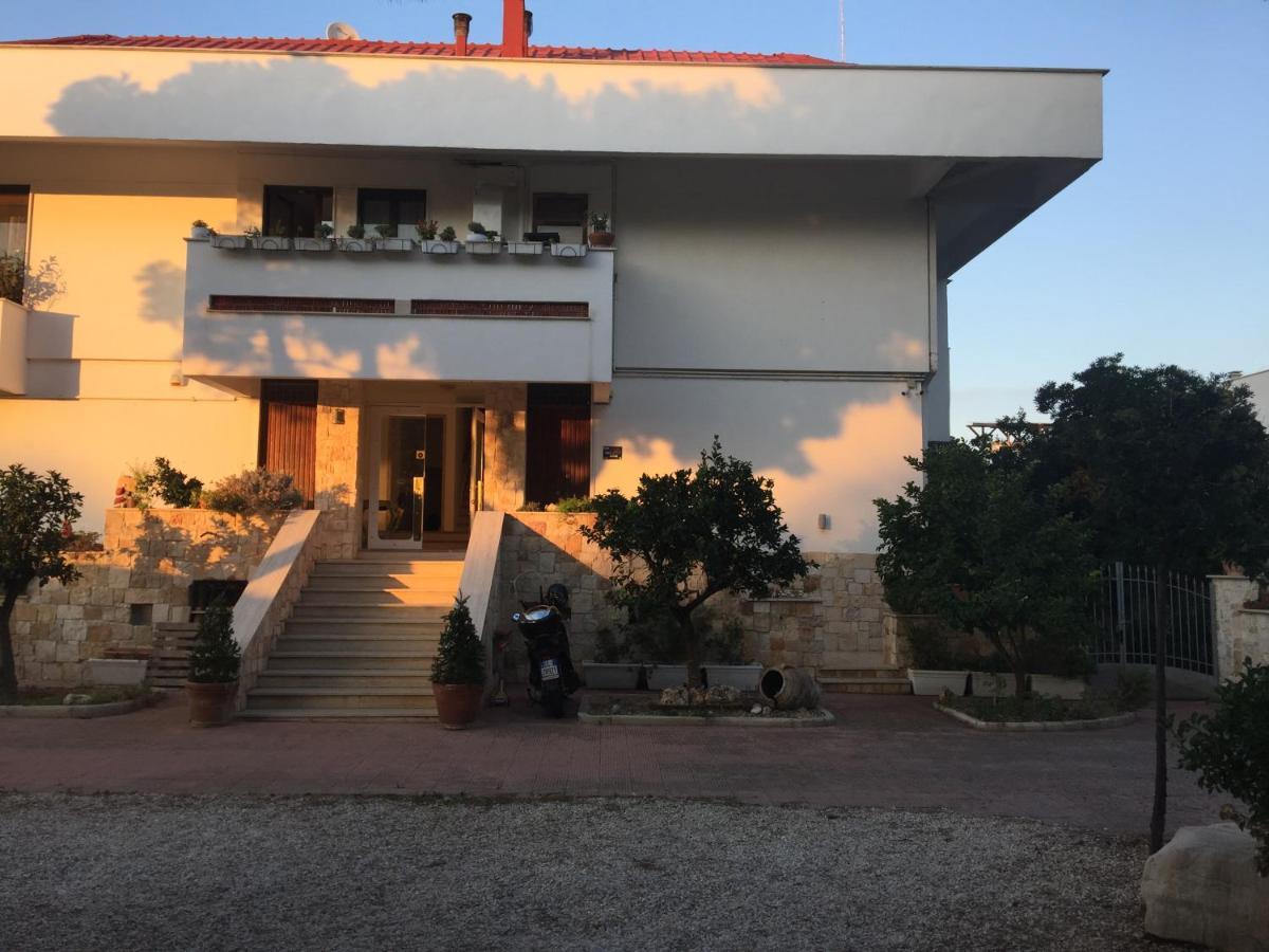 La Casa Di Emanuella - & International