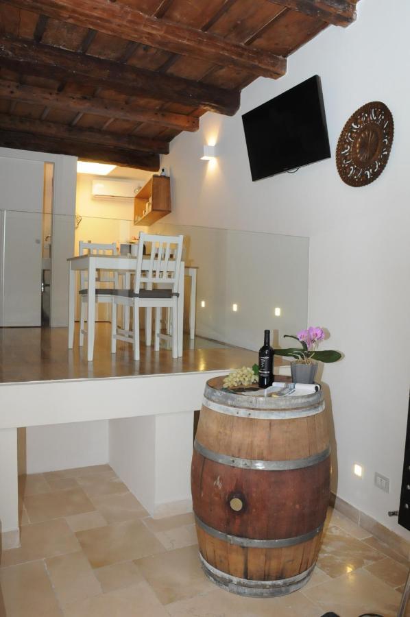 Vin E Va Bed & Breakfast *
