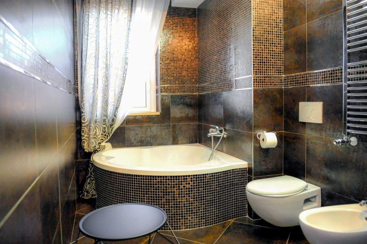 Nocleg ze śniadaniem Airport Deluxe