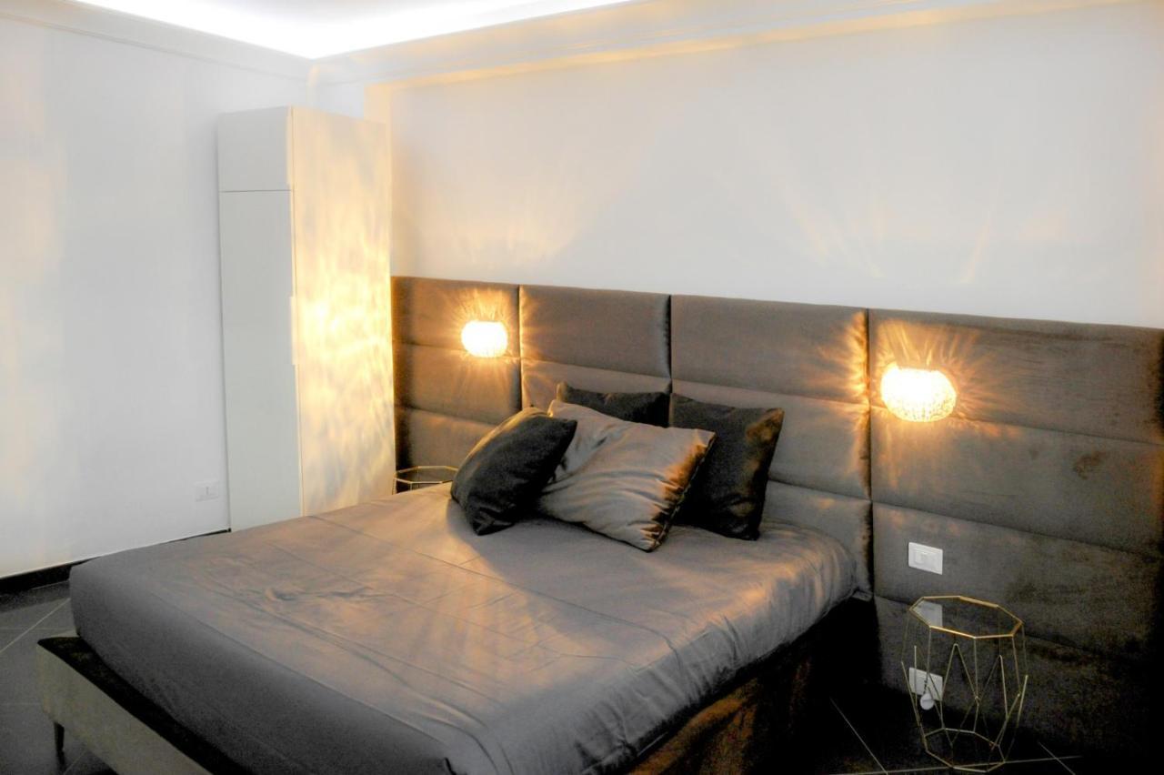 Airport Deluxe Nocleg ze śniadaniem