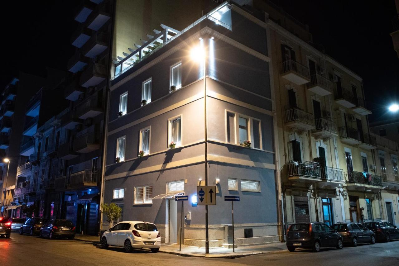 L' Angolo Dei Poeti - * Bari