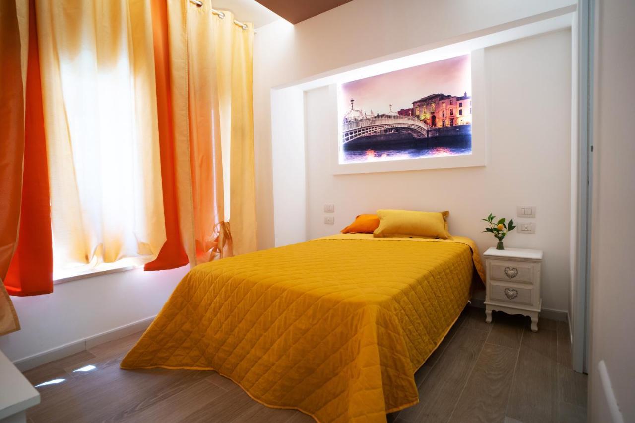 Bed & Breakfast L' Angolo Dei Poeti - *