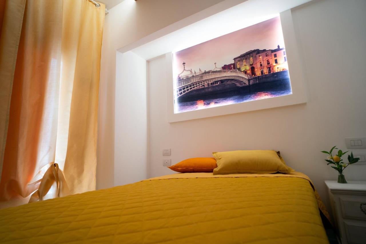 Bed & Breakfast L' Angolo Dei Poeti - *