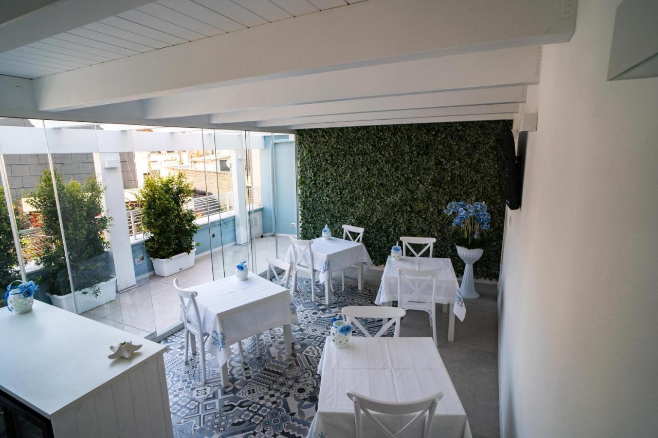 L' Angolo Dei Poeti - Bed & Breakfast Bari