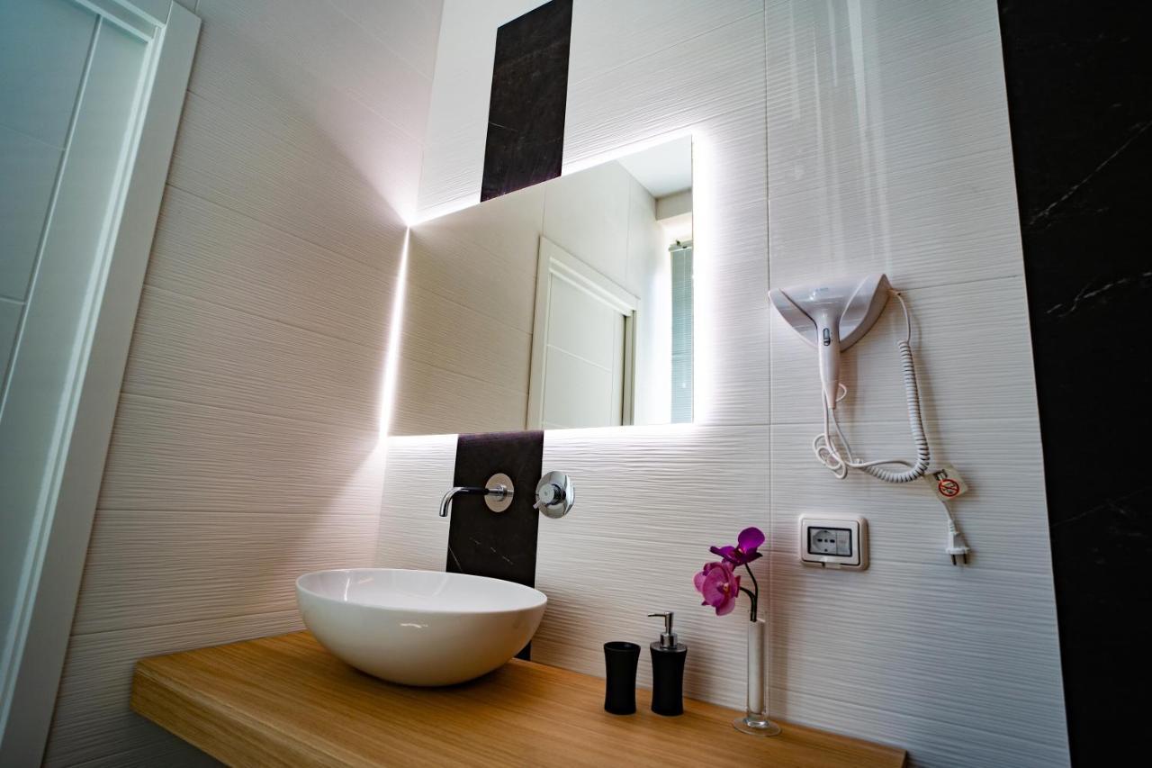 L' Angolo Dei Poeti - Bed & Breakfast