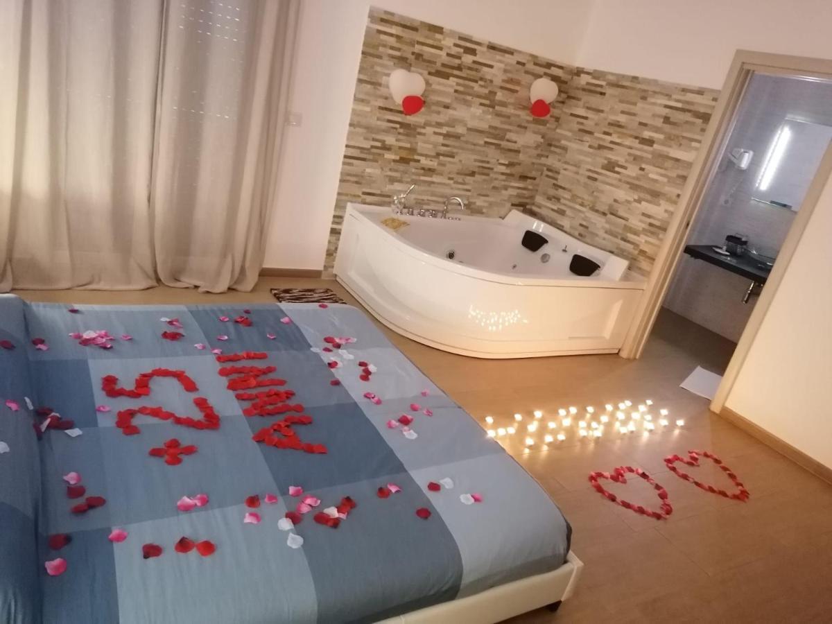 La Perla & Nocleg ze śniadaniem Bari