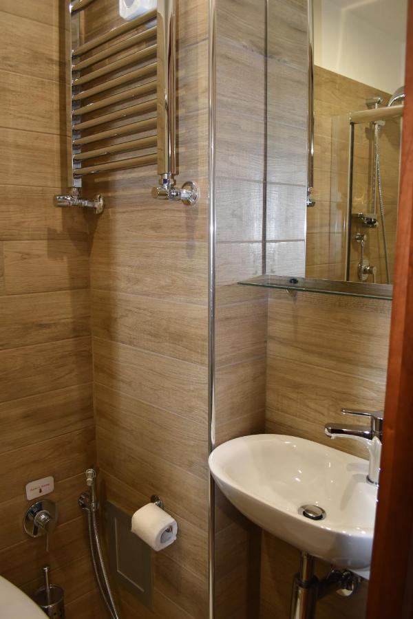 162 Bed & Breakfast Bari