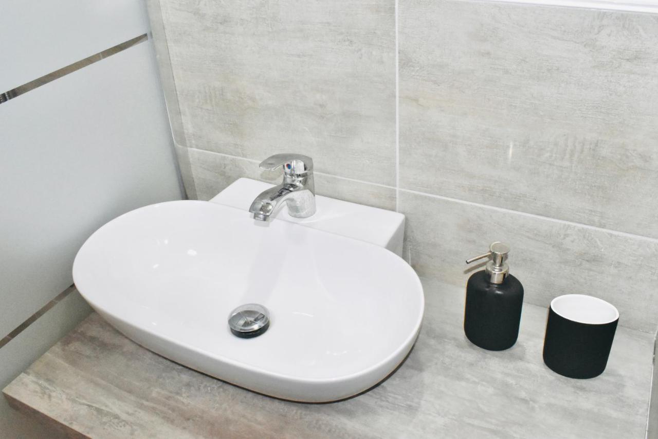 Miral One Apartamento Bari