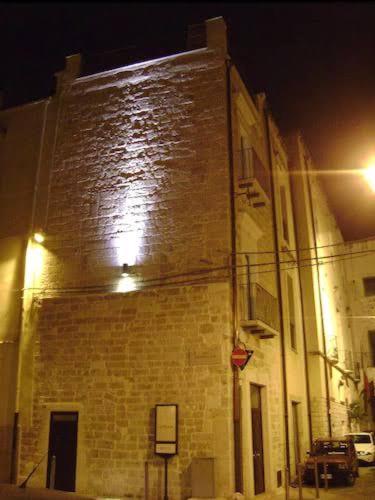 Gasthuis Due Archi Bari